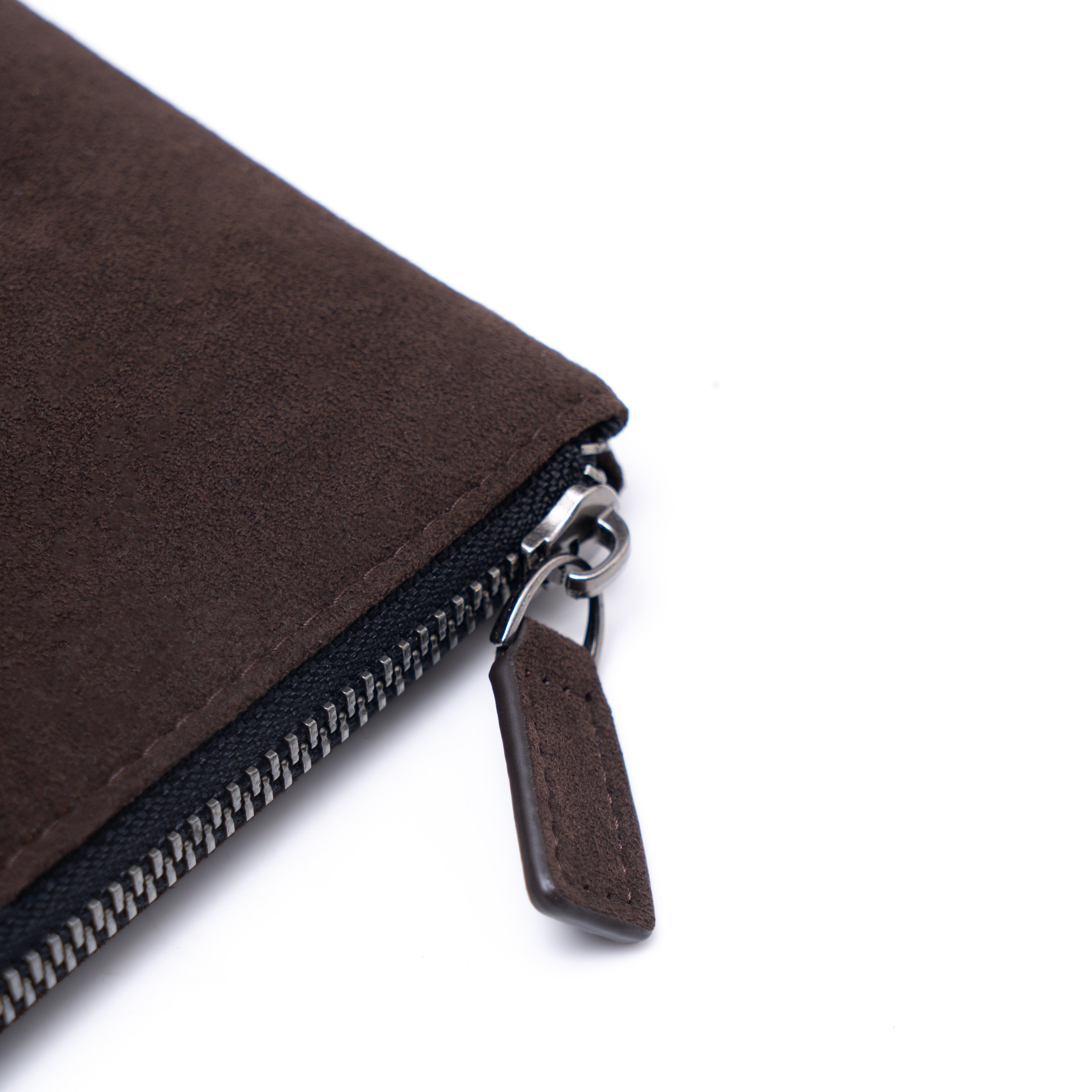Alcantara Pouch - Chocolate brown
