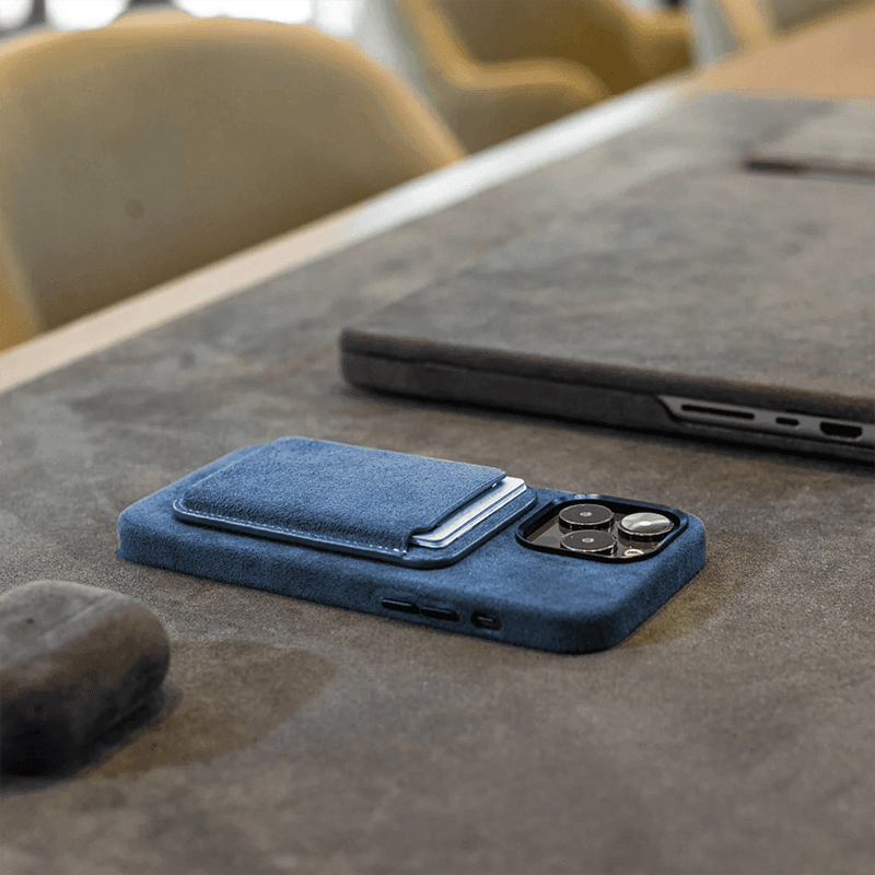 Alcantara MagSafe Wallet - Ocean Blue - Alcanside